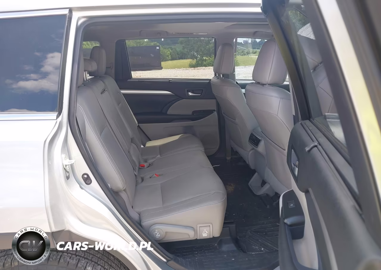 2017 Toyota Highlander Xle VIN:5TDJZRFH0HS442748 - 8
