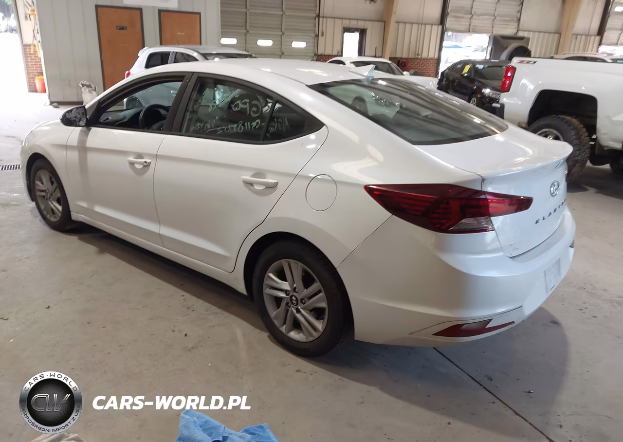 2020 Hyundai Elantra Sel VIN:5NPD84LFXLH554249 - 3