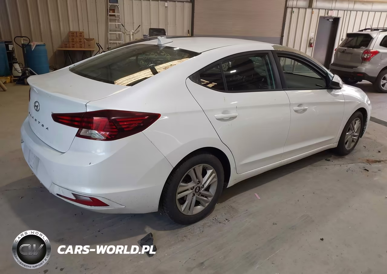 2020 Hyundai Elantra Sel VIN:5NPD84LFXLH554249 - 4