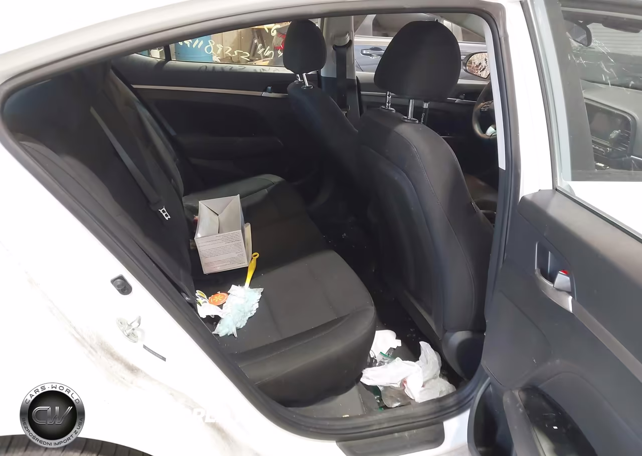 2020 Hyundai Elantra Sel VIN:5NPD84LFXLH554249 - 8