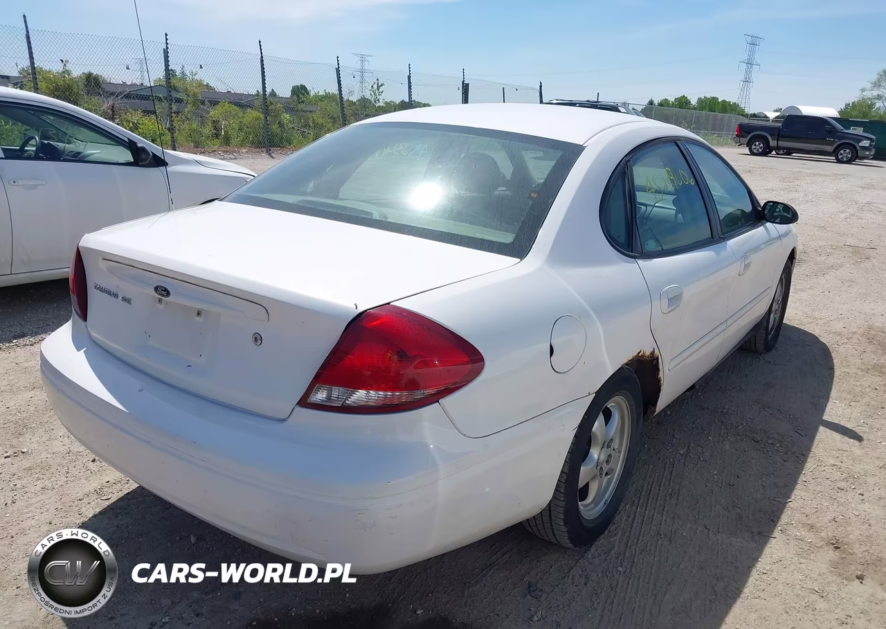 2005 Ford Taurus Se VIN:1FAFP53255A143002 - 4