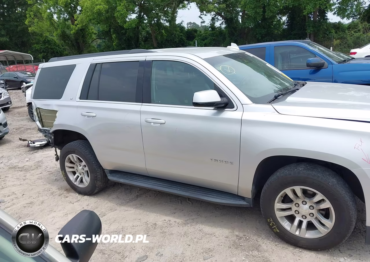 2019 Chevrolet Tahoe Lt VIN:1GNSKBKC6KR396771 - 13