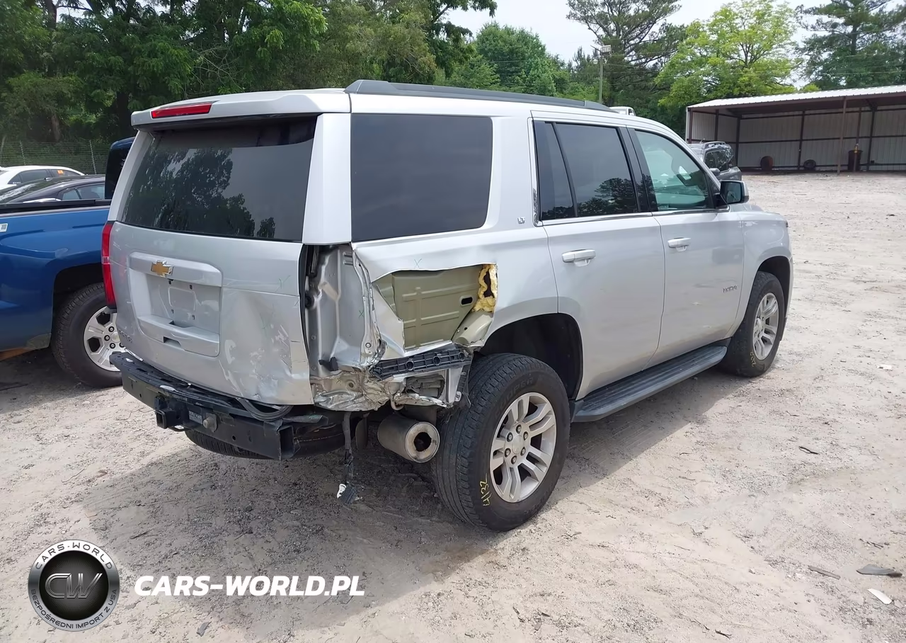 2019 Chevrolet Tahoe Lt VIN:1GNSKBKC6KR396771 - 4