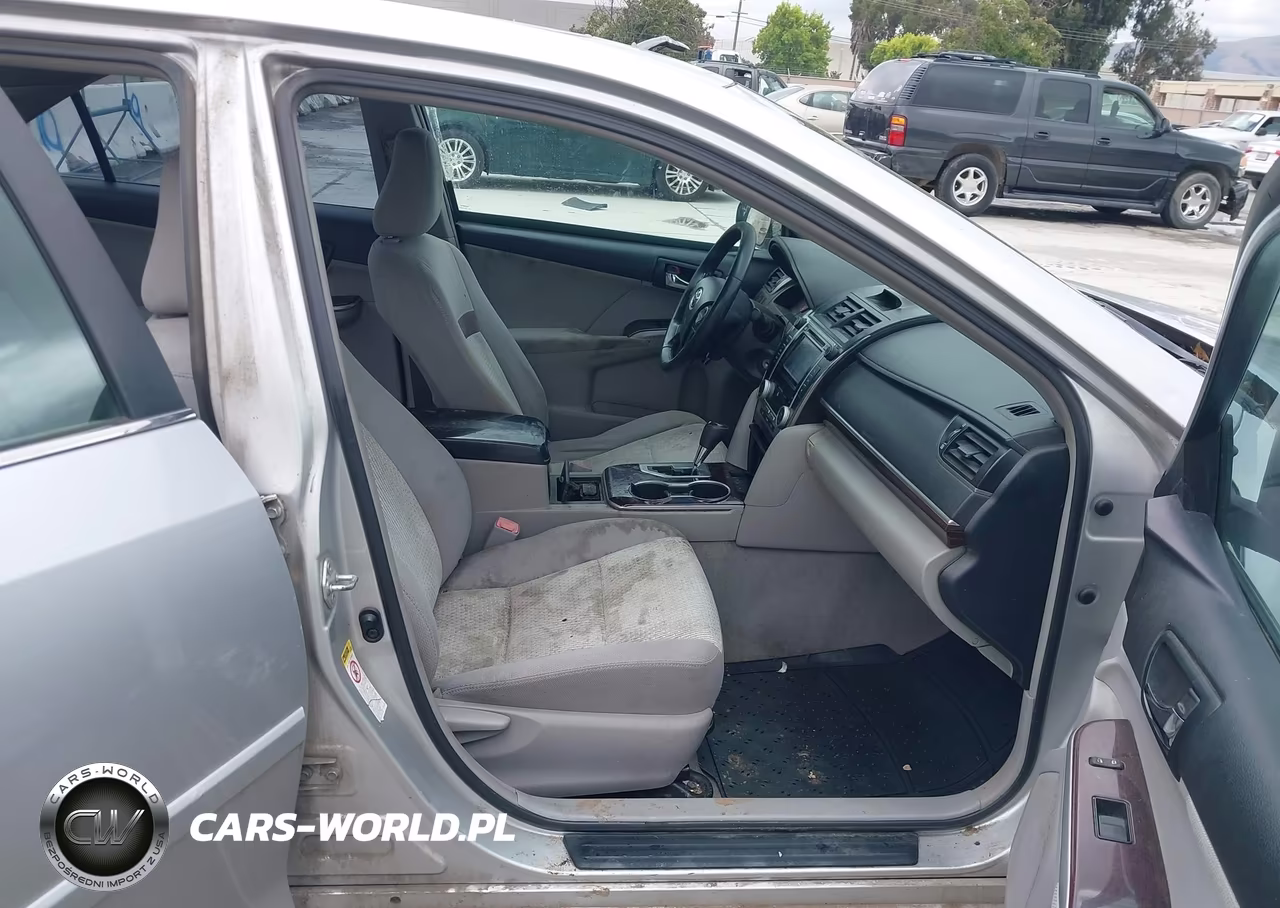 2012 Toyota Camry Xle VIN:4T4BF1FK8CR161605 - 5