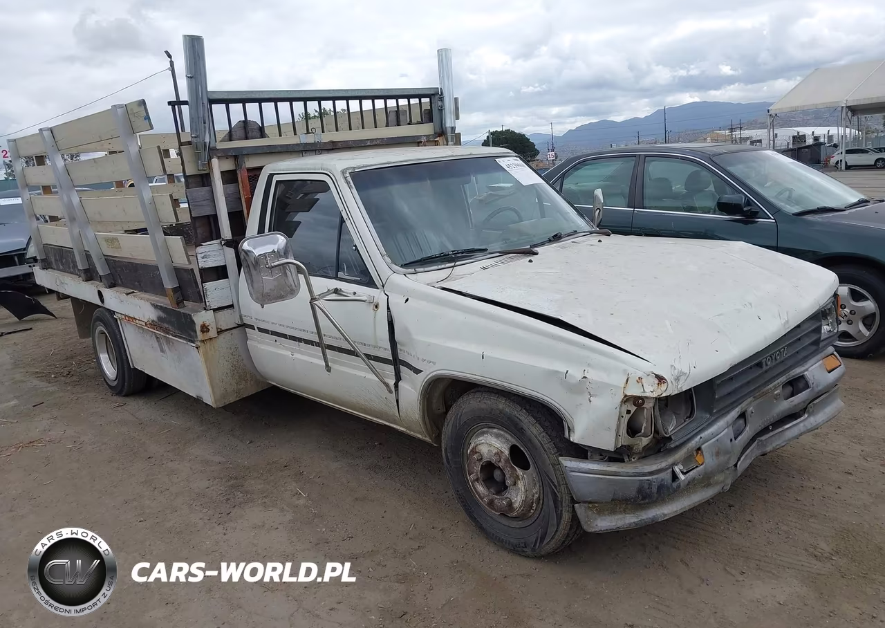 1988 Toyota Pickup Cab Chassis Rn75