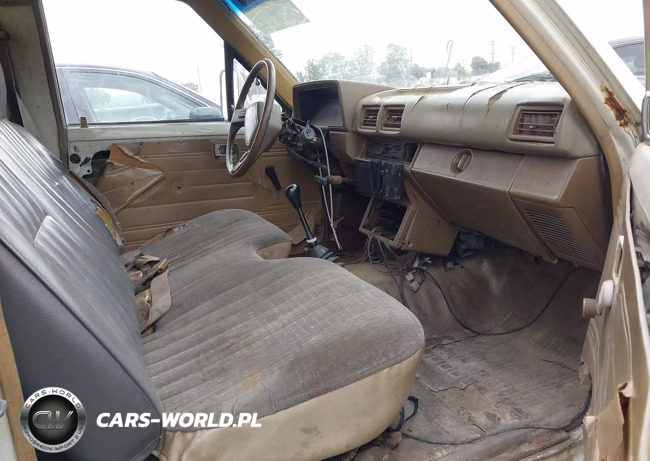 1988 Toyota Pickup Cab Chassis Rn75 VIN:JT5RN75T7J0021543 - 5
