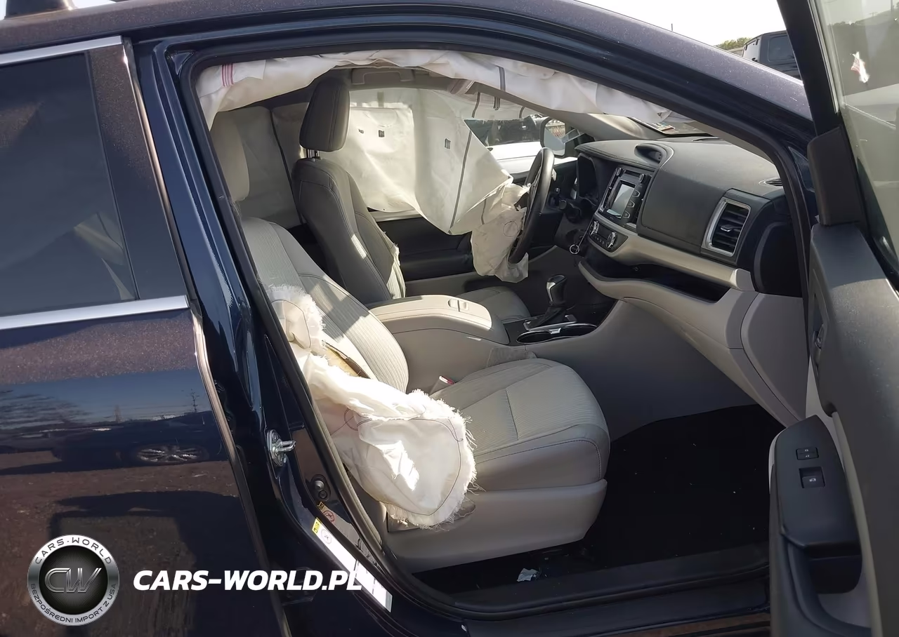 2014 Toyota Highlander Le Plus V6 VIN:5TDBKRFH8ES023194 - 5