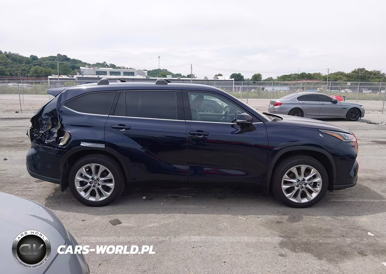 2022 Toyota Highlander Limited VIN:5TDDZRBH6NS182676 - 13