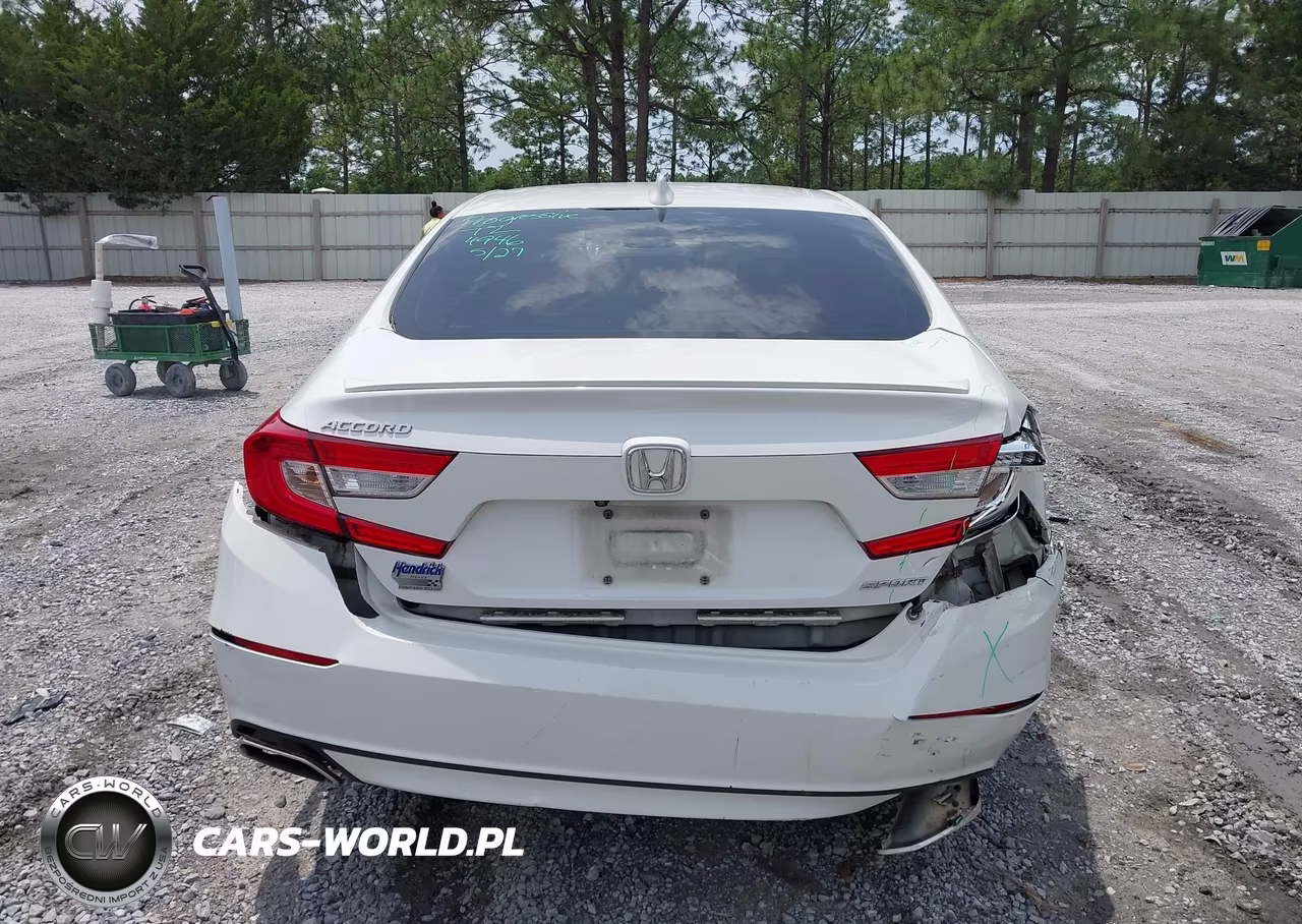2018 Honda Accord Sport VIN:1HGCV1F31JA202011 - 16