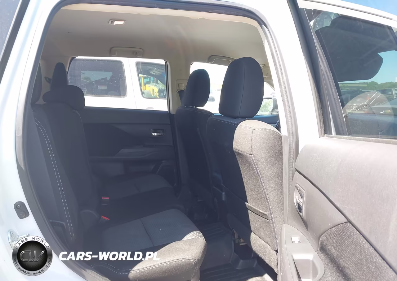 2016 Mitsubishi Outlander Se VIN:JA4AD3A31GZ043555 - 8