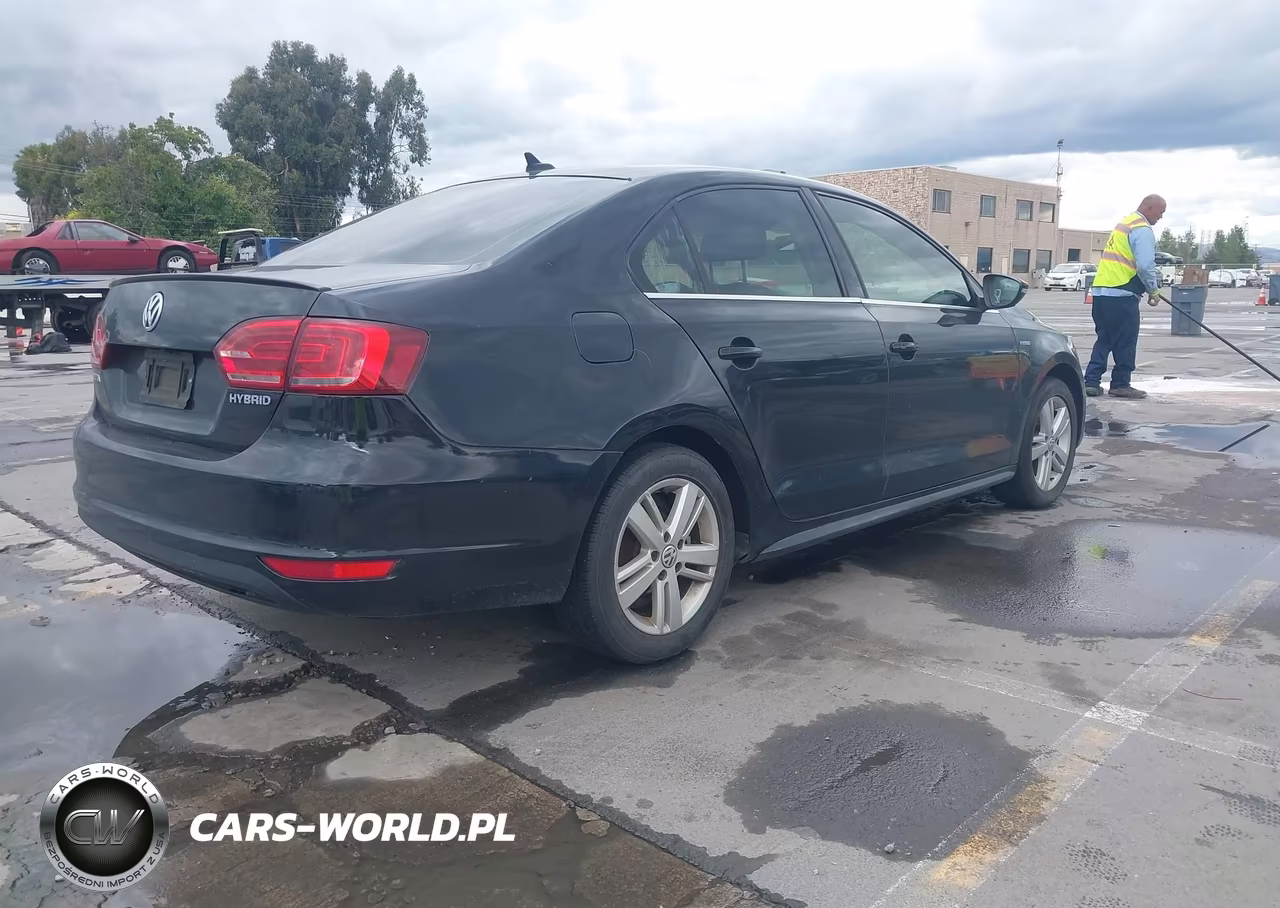 2014 Volkswagen Jetta Hybrid Sel VIN:3VW637AJ6EM284124 - 4