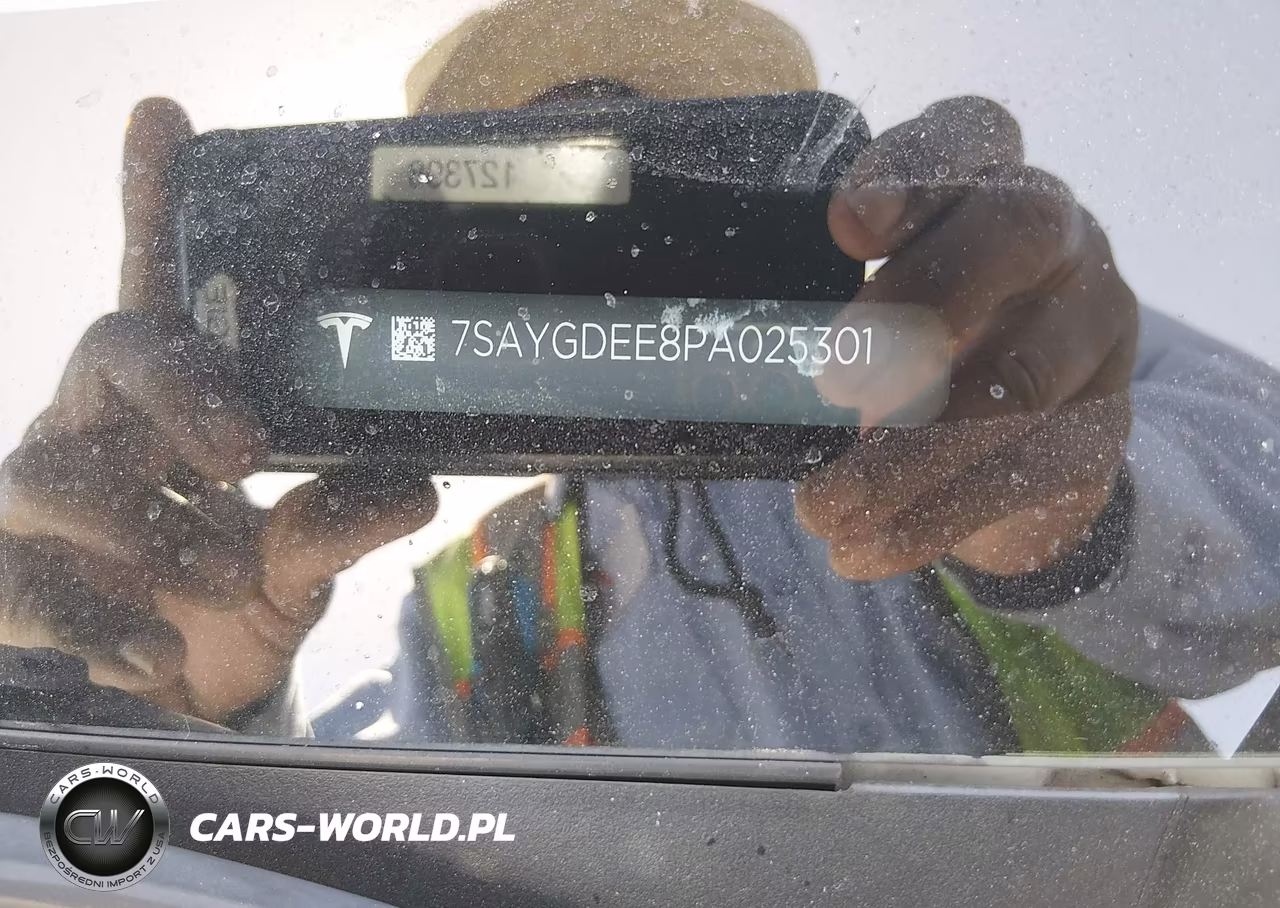 2023 Tesla Model Y Awd-Long Range Dual Motor All-Wheel Drive VIN:7SAYGDEE8PA025301 - 9