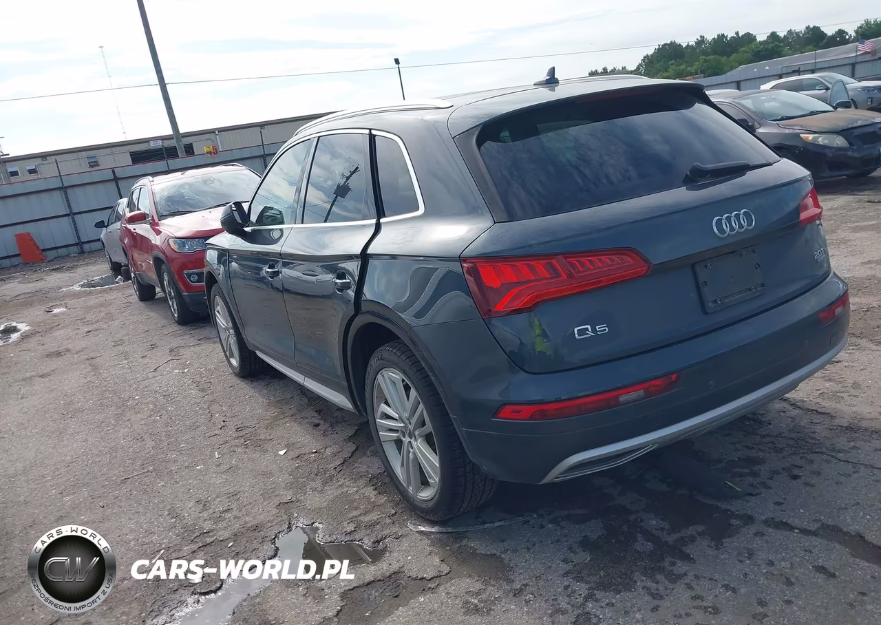 2018 Audi Q5 2.0T Premium VIN:WA1BNAFY9J2239365 - 3