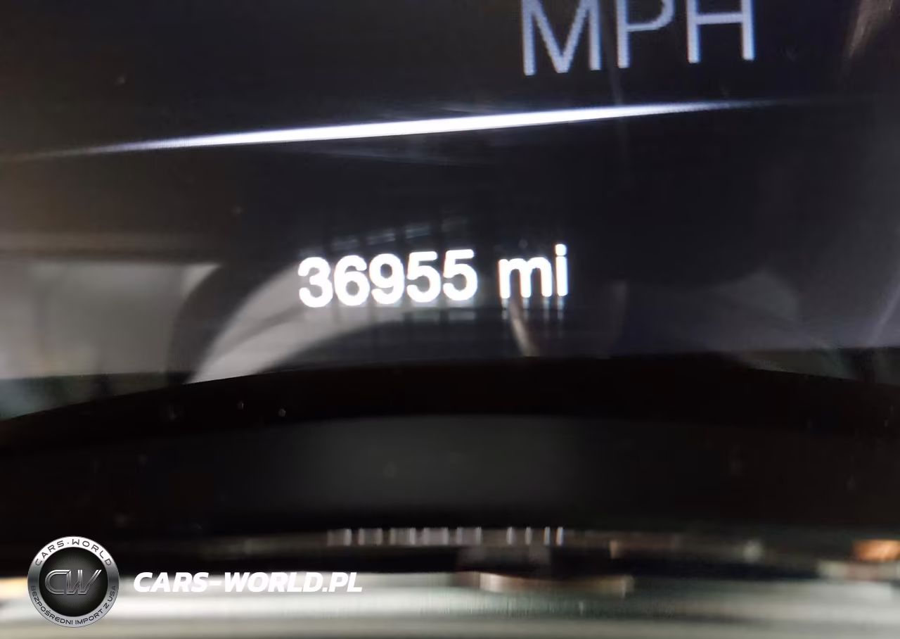 2018 Jeep Grand Cherokee Laredo E 4X4 VIN:1C4RJFAG5JC381427 - 15