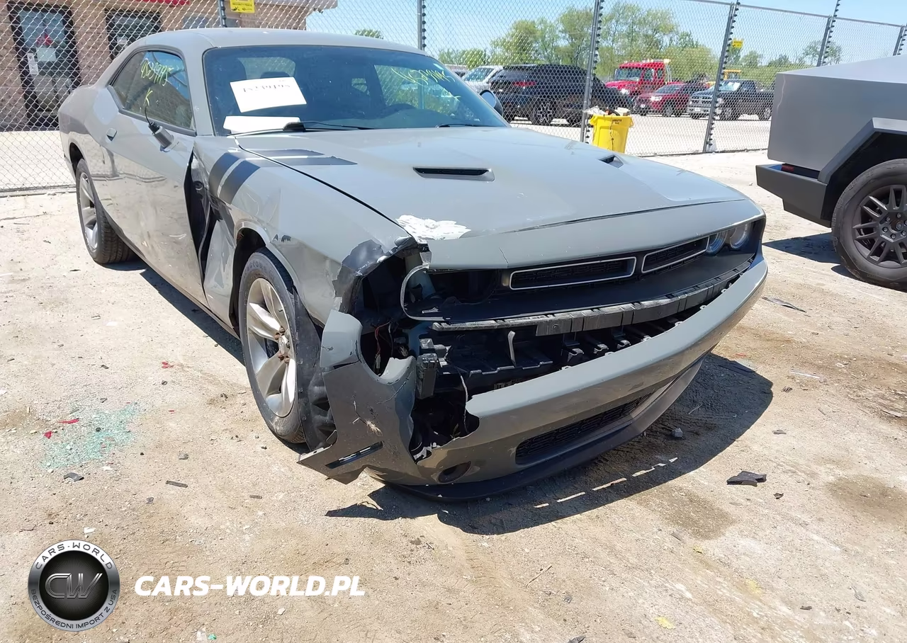2018 Dodge Challenger Sxt VIN:2C3CDZAG7JH236261 - 6