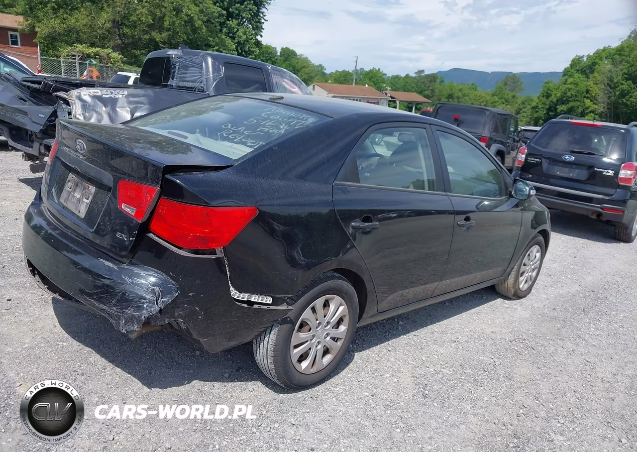 2010 Kia Forte Ex VIN:KNAFU4A28A5851471 - 4