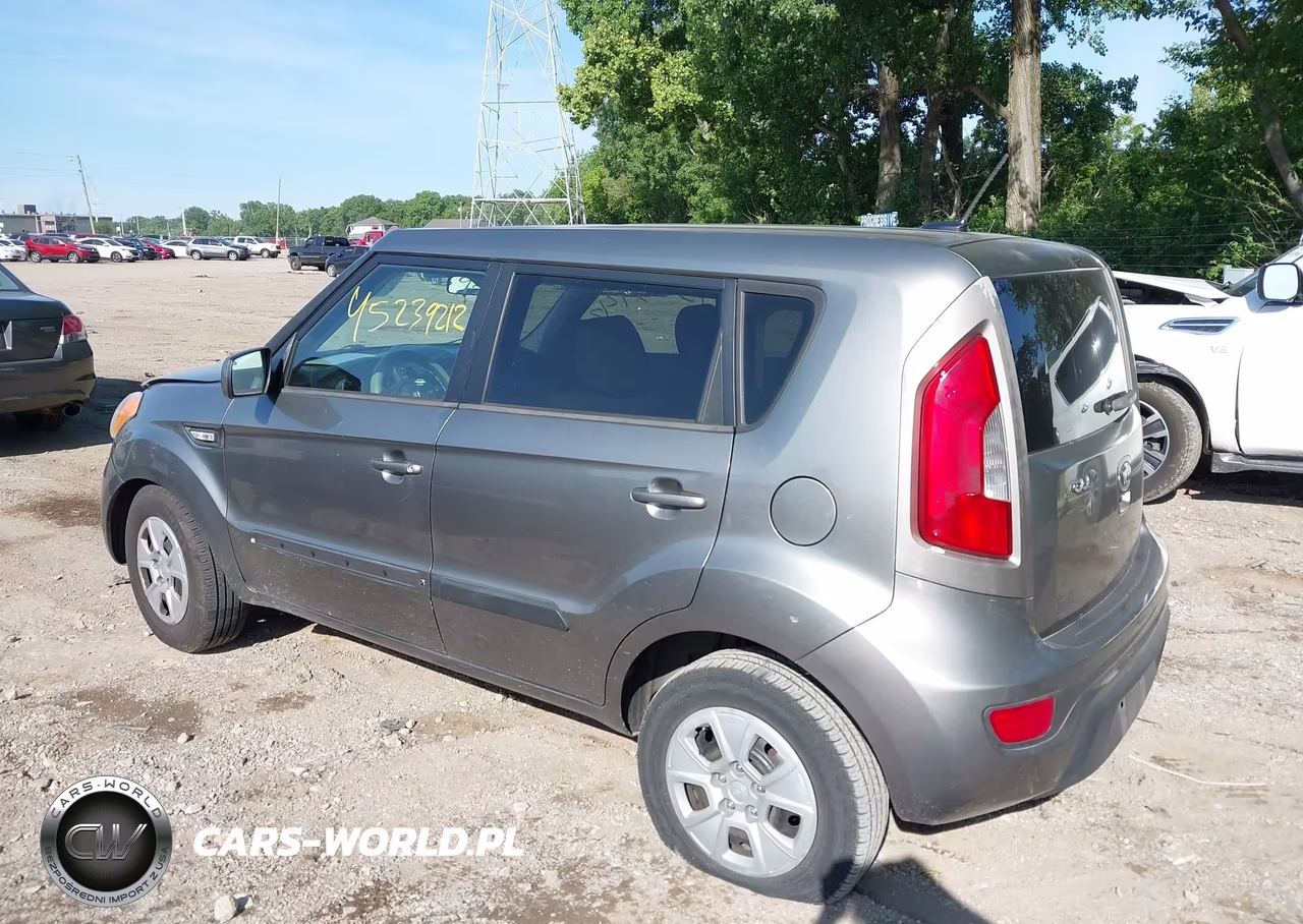 2013 Kia Soul VIN:KNDJT2A52D7492464 - 3