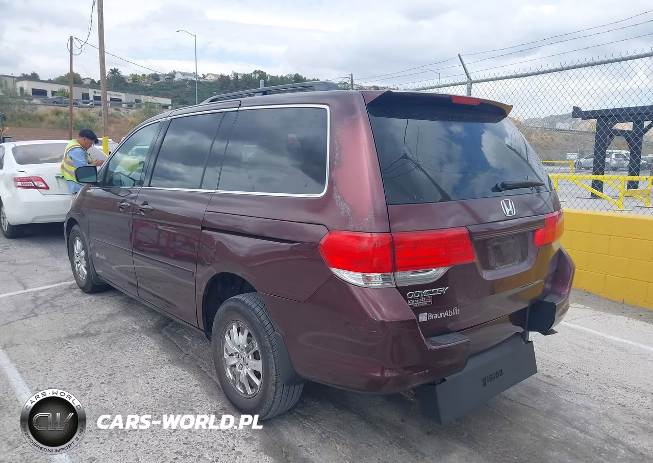 2010 Honda Odyssey Ex VIN:5FNRL3H52AB055102 - 3