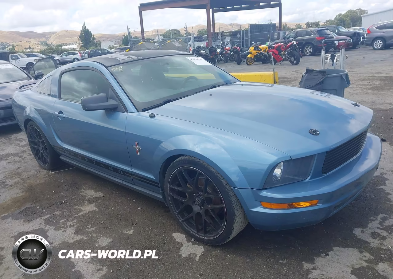 2005 Ford Mustang V6 Deluxe-V6 Premium