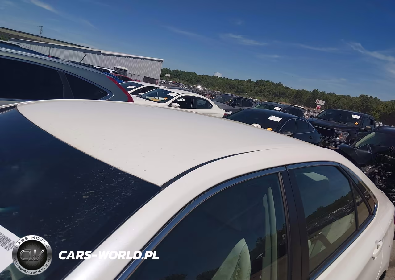2015 Toyota Camry Xle VIN:4T1BF1FK5FU113591 - 17