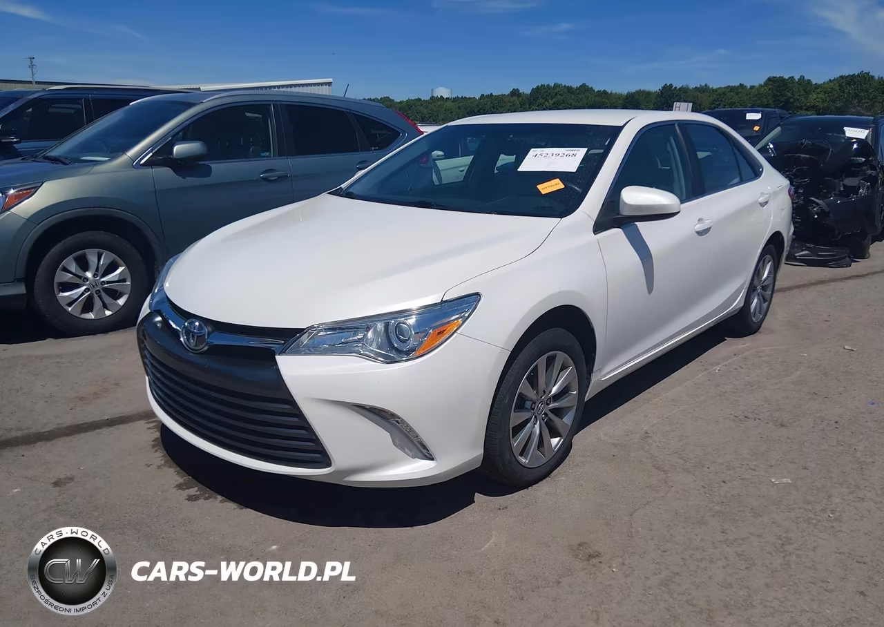 2015 Toyota Camry Xle VIN:4T1BF1FK5FU113591 - 2