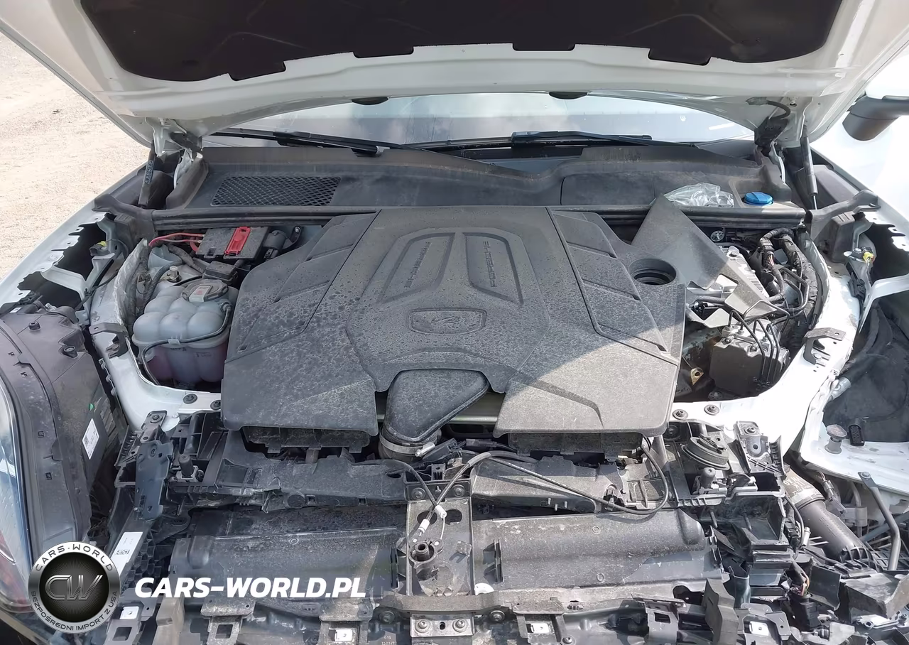 2024 Porsche Cayenne Coupe VIN:WP1BA2AY4RDA51026 - 10