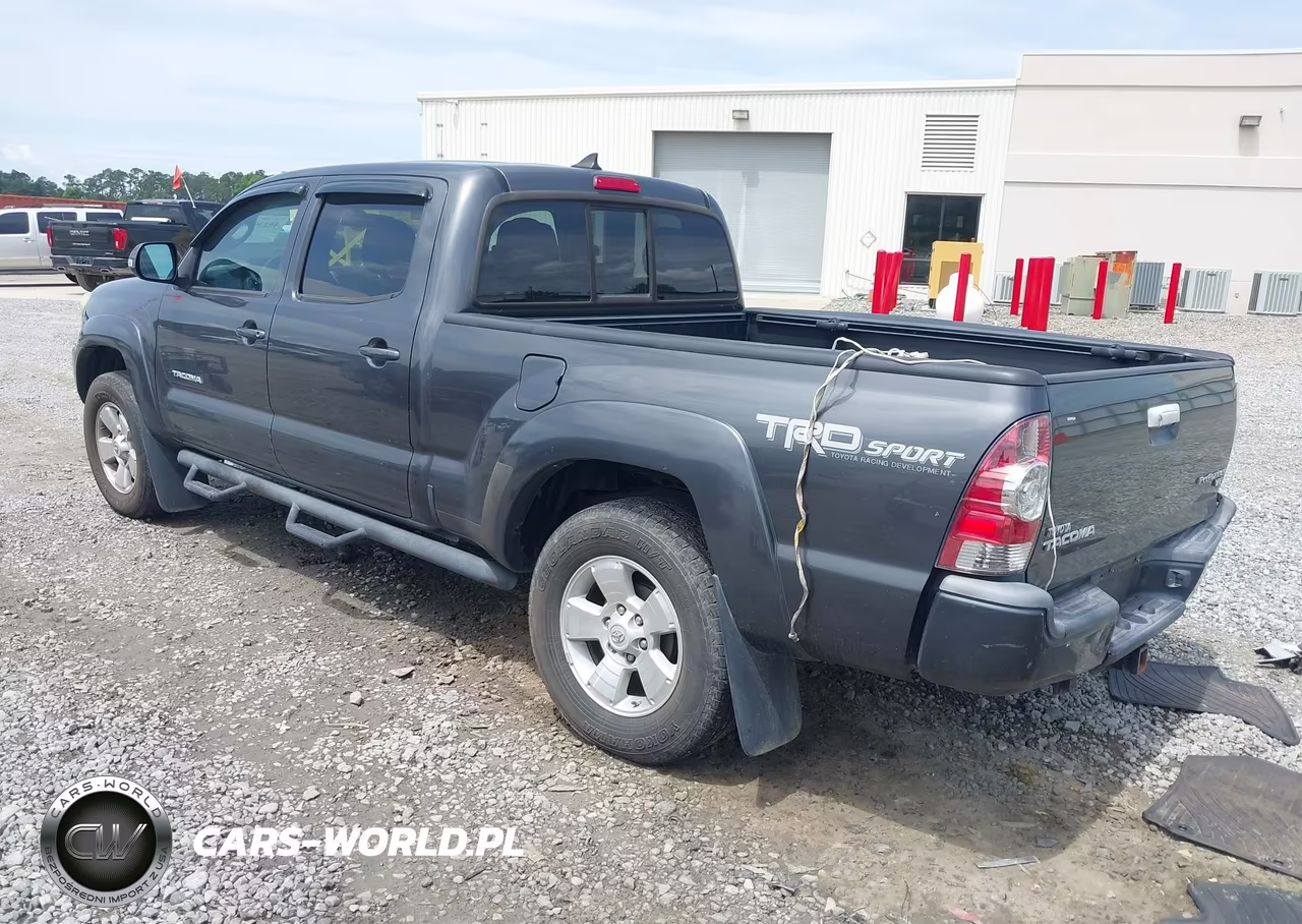 2015 Toyota Tacoma Prerunner V6 VIN:3TMKU4HN0FM043649 - 3