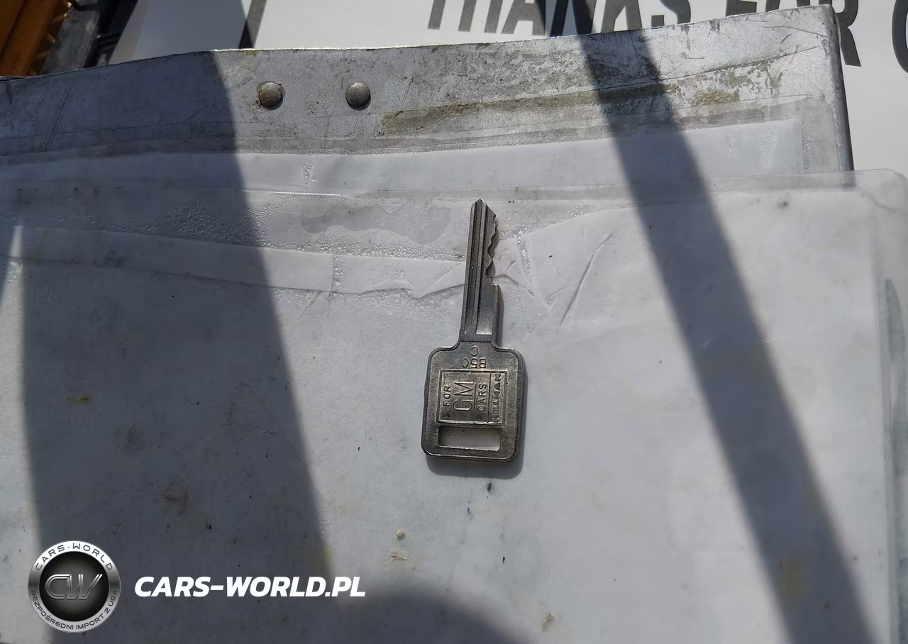 1986 Chevrolet C10 VIN:1GCDC14H7GS162429 - 11