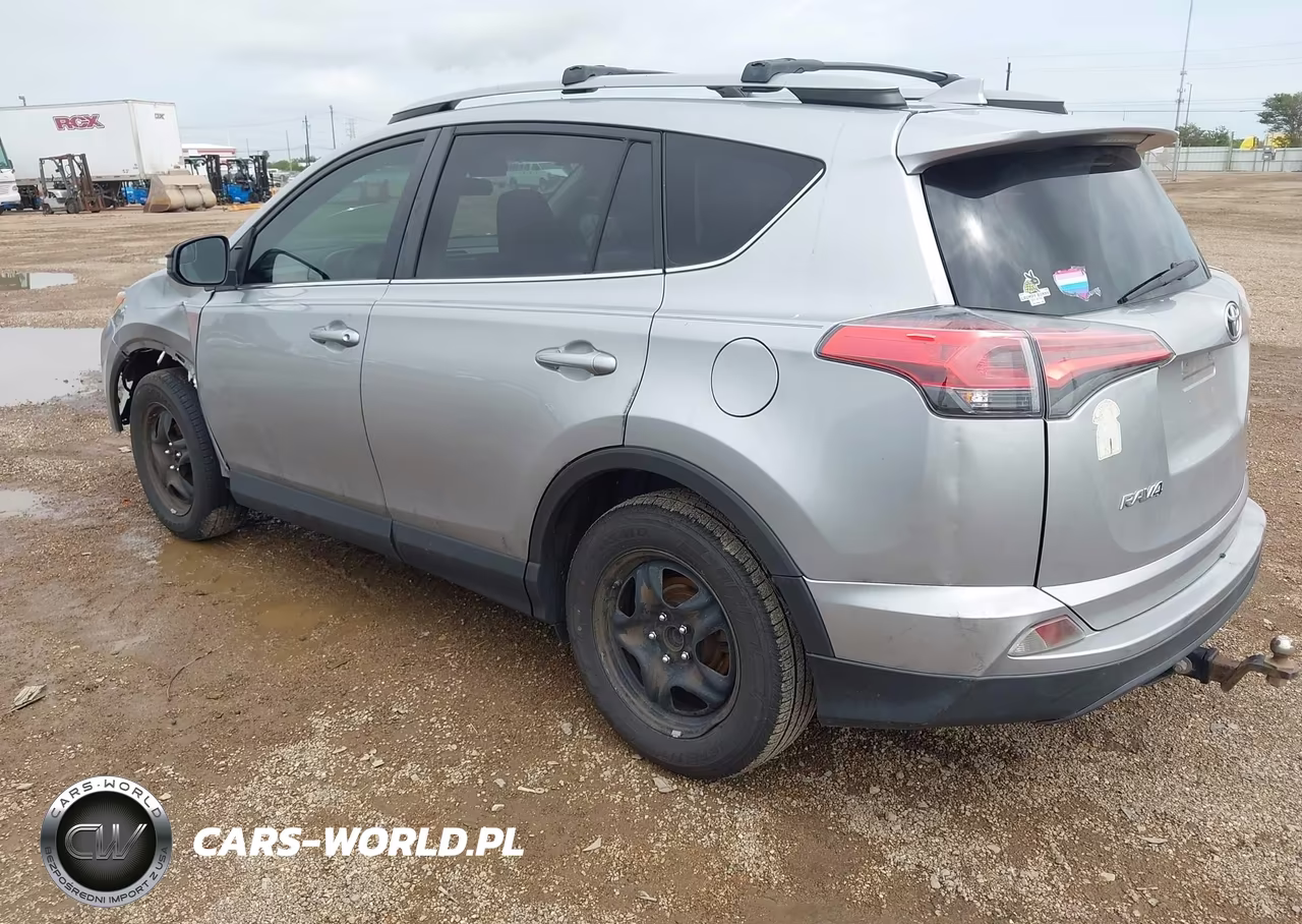 2017 Toyota Rav4 Le VIN:2T3ZFREV8HW352622 - 3