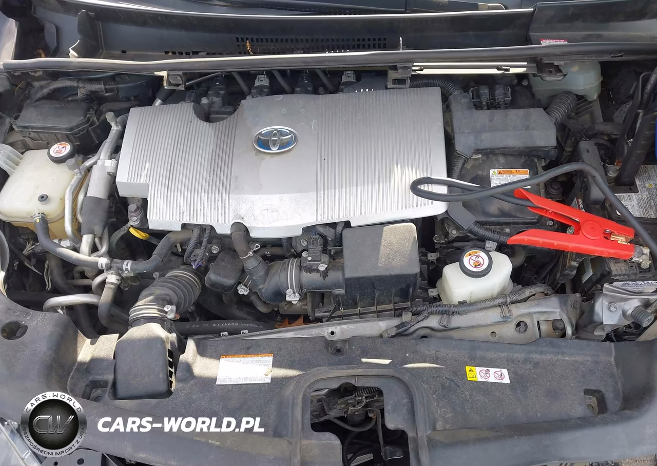 2020 Toyota Prius Prime Limited VIN:JTDKARFP6L3126252 - 10