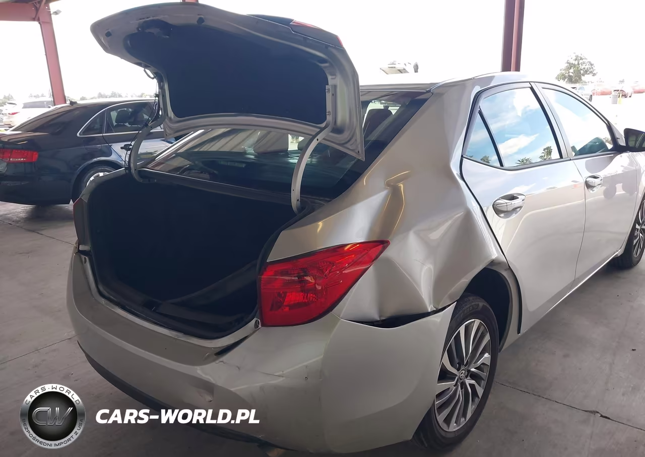 2017 Toyota Corolla Xle VIN:2T1BURHEXHC752677 - 6