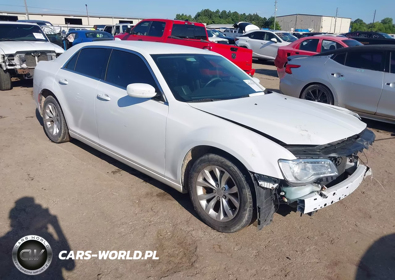 2015 Chrysler 300 Limited