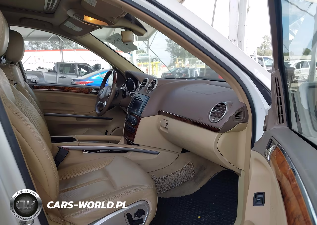 2009 Mercedes-Benz Gl 550 4Matic VIN:4JGBF86E49A442680 - 5