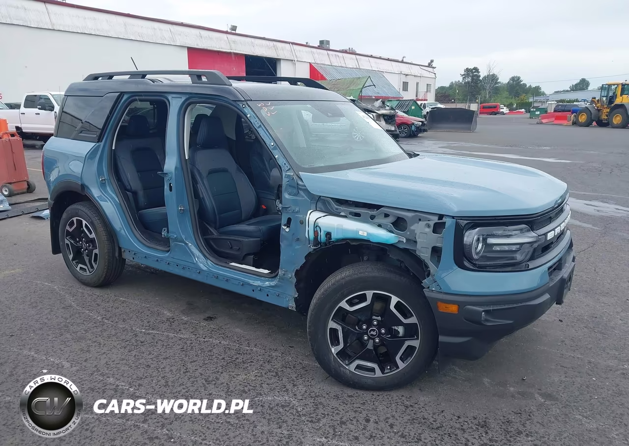 2023 Ford Bronco Sport Outer Banks – zdjęcie 1 z 18
