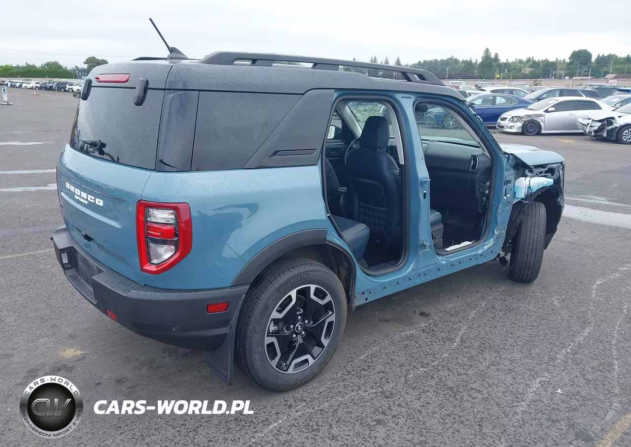 2023 Ford Bronco Sport Outer Banks VIN:3FMCR9C61PRD67034 - 4