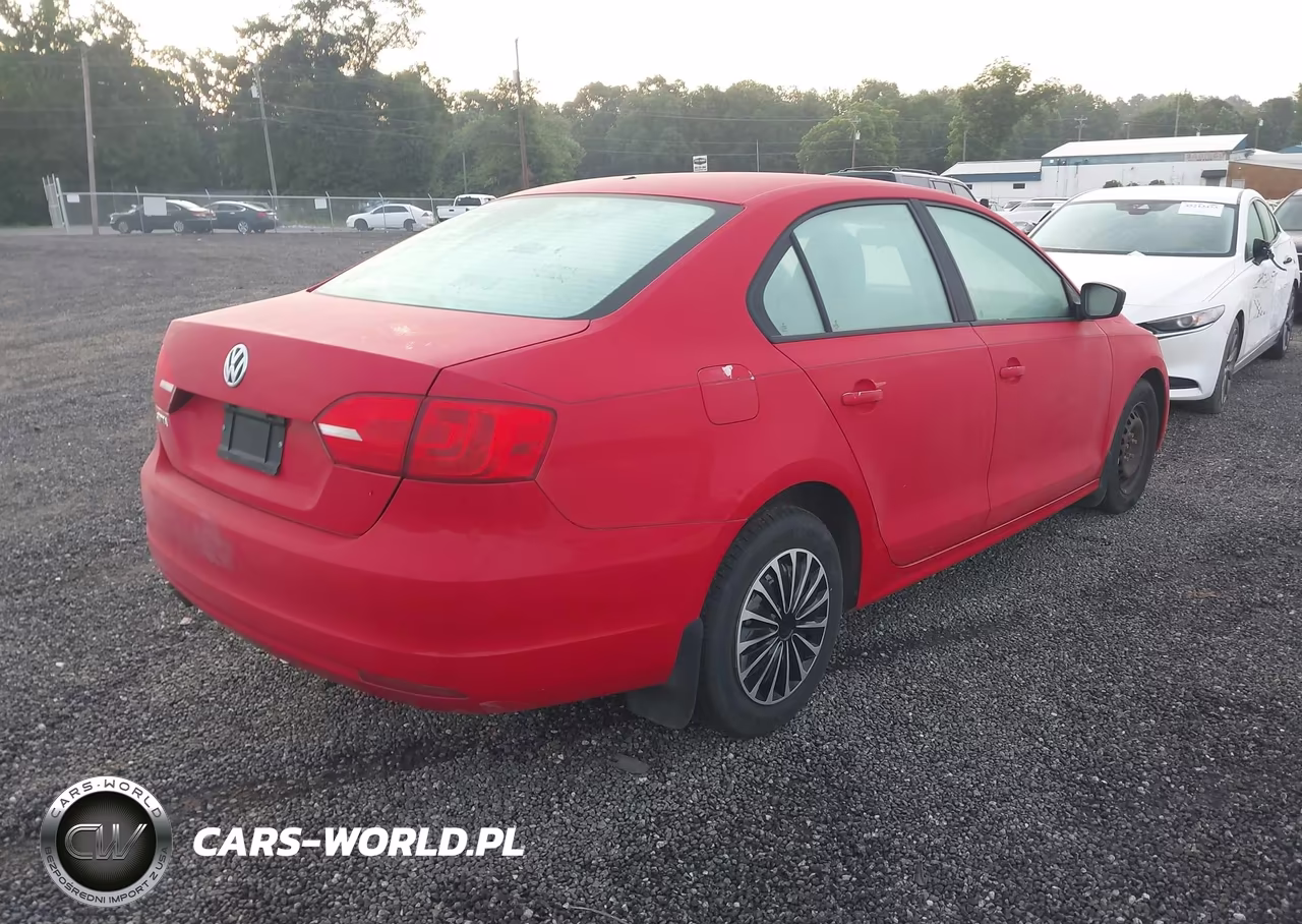 2013 Volkswagen Jetta 2.0L S VIN:3VW2K7AJ5DM260414 - 4