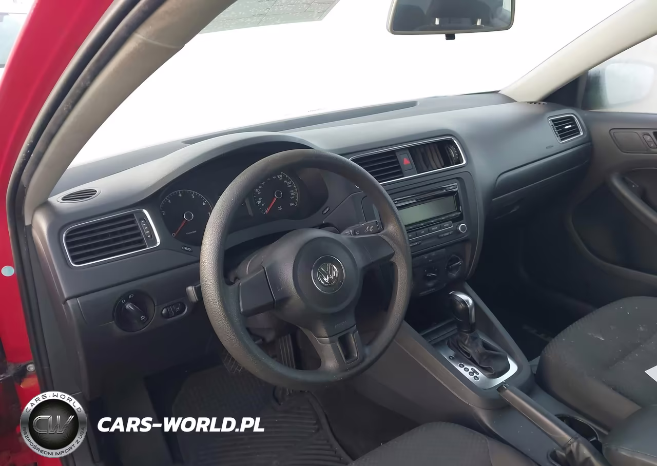 2013 Volkswagen Jetta 2.0L S VIN:3VW2K7AJ5DM260414 - 5