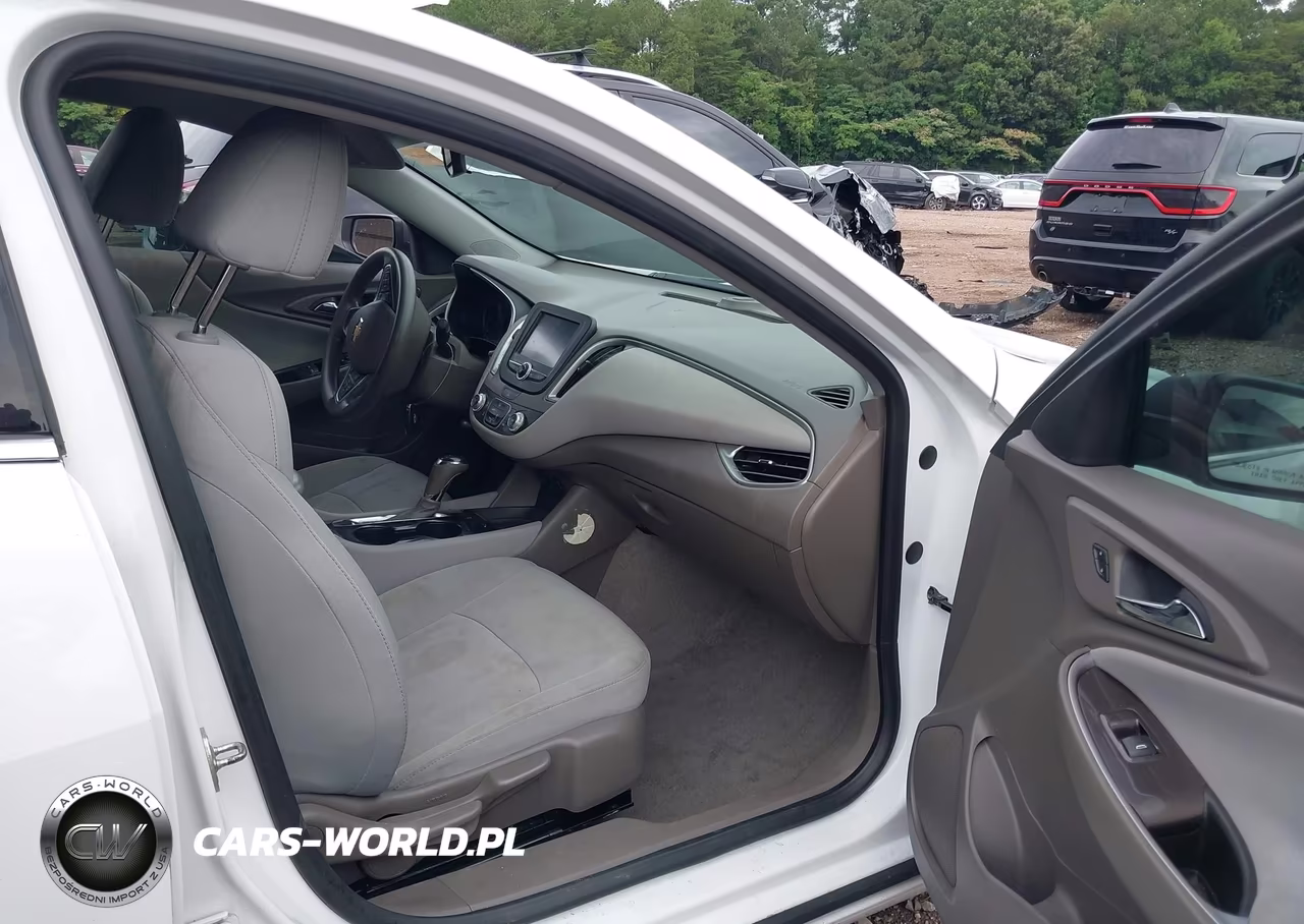 2018 Chevrolet Malibu 1Fl VIN:1G1ZC5ST3JF123463 - 5