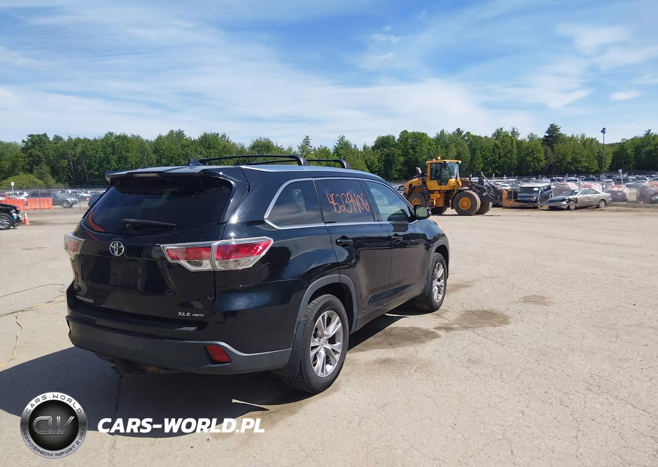 2014 Toyota Highlander Xle V6 VIN:5TDJKRFH2ES054565 - 4