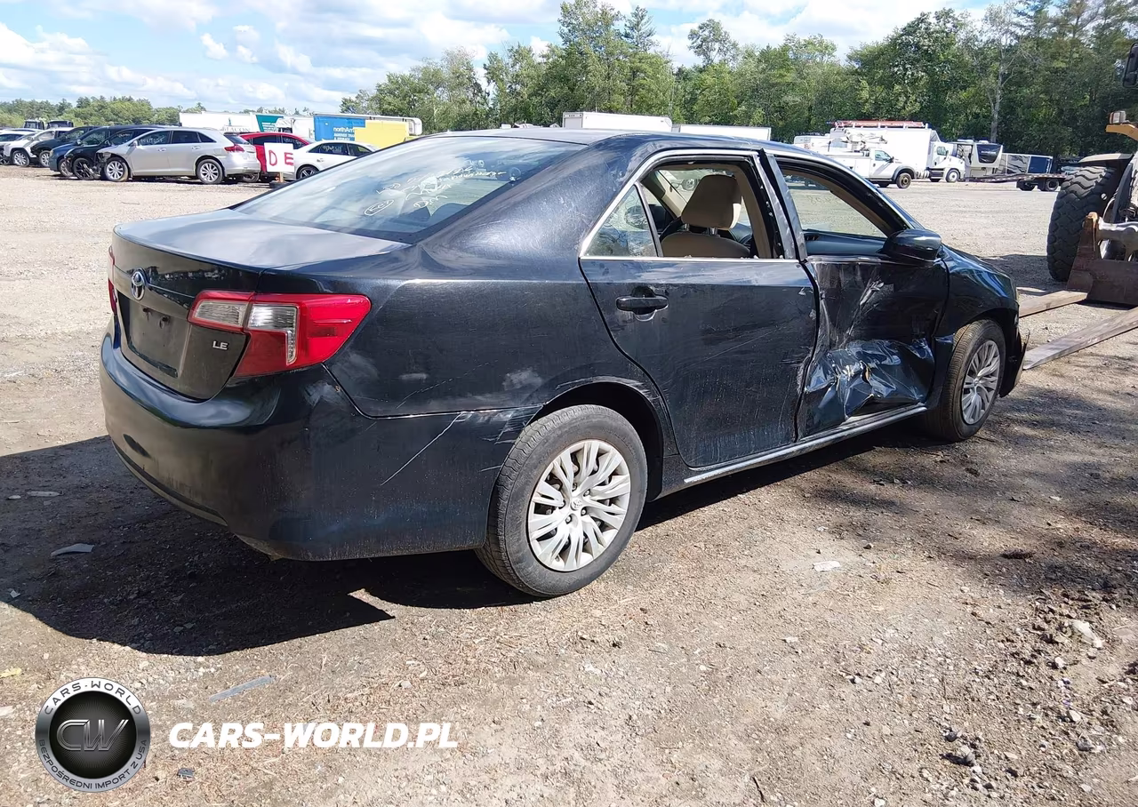2012 Toyota Camry Le VIN:4T4BF1FKXCR166062 - 4