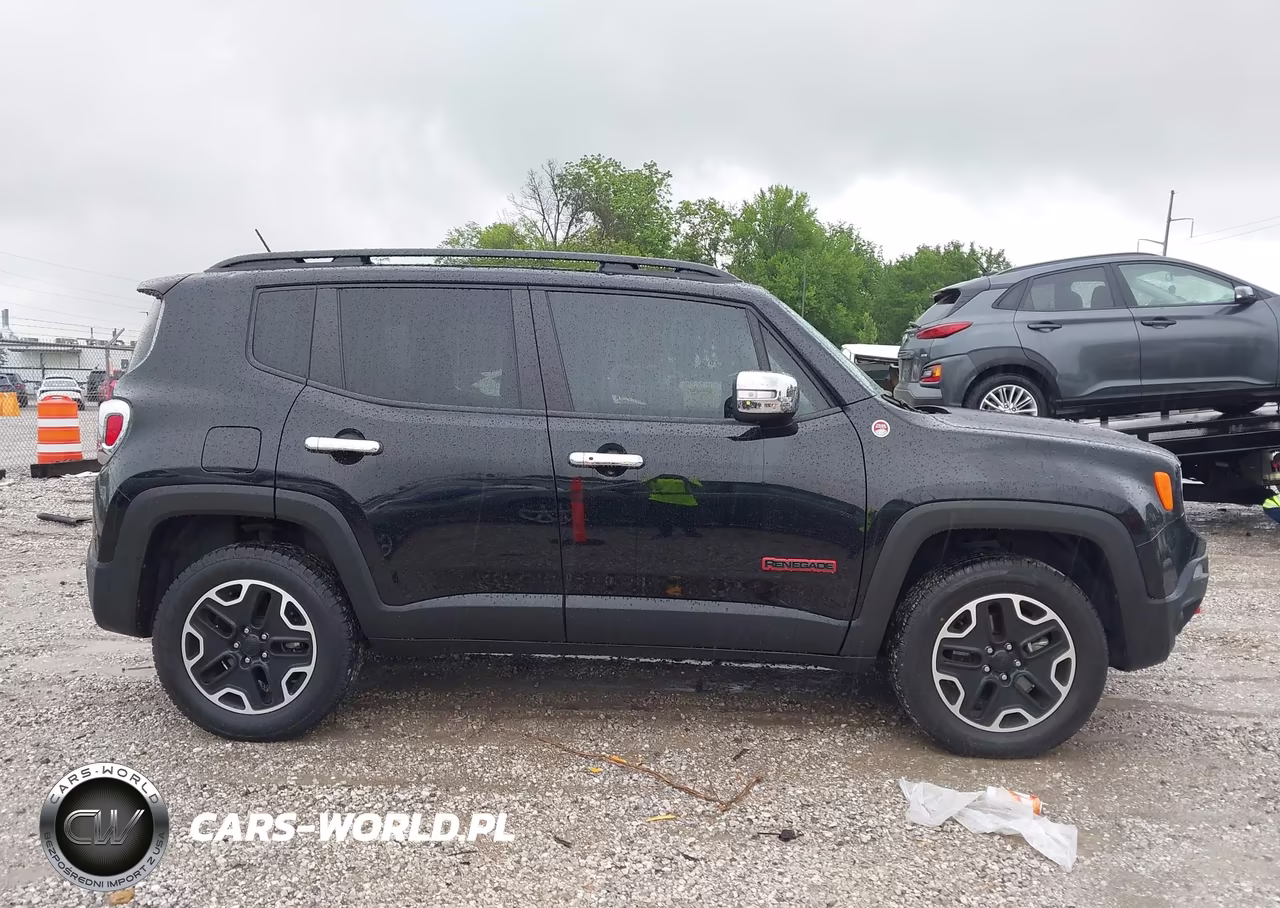 2017 Jeep Renegade Trailhawk 4X4 VIN:ZACCJBCB7HPG37380 - 13