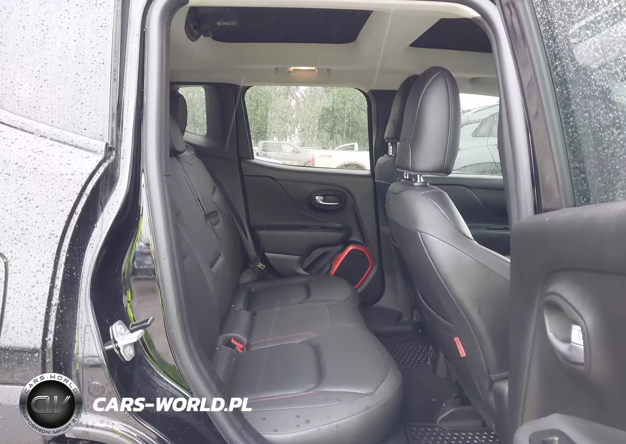 2017 Jeep Renegade Trailhawk 4X4 VIN:ZACCJBCB7HPG37380 - 8