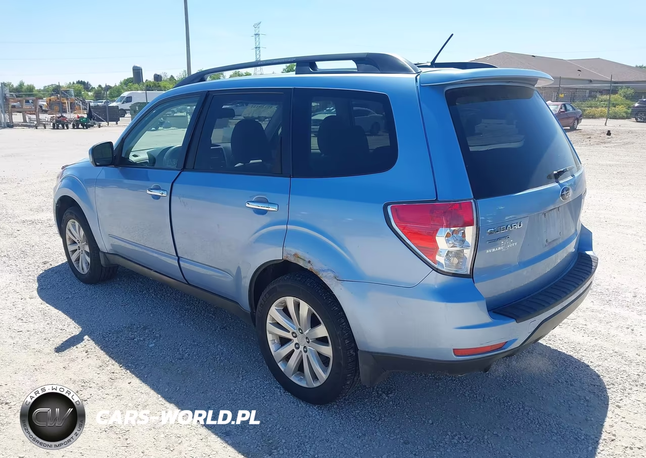 2012 Subaru Forester 2.5X Premium VIN:JF2SHBDC2CH452685 - 3