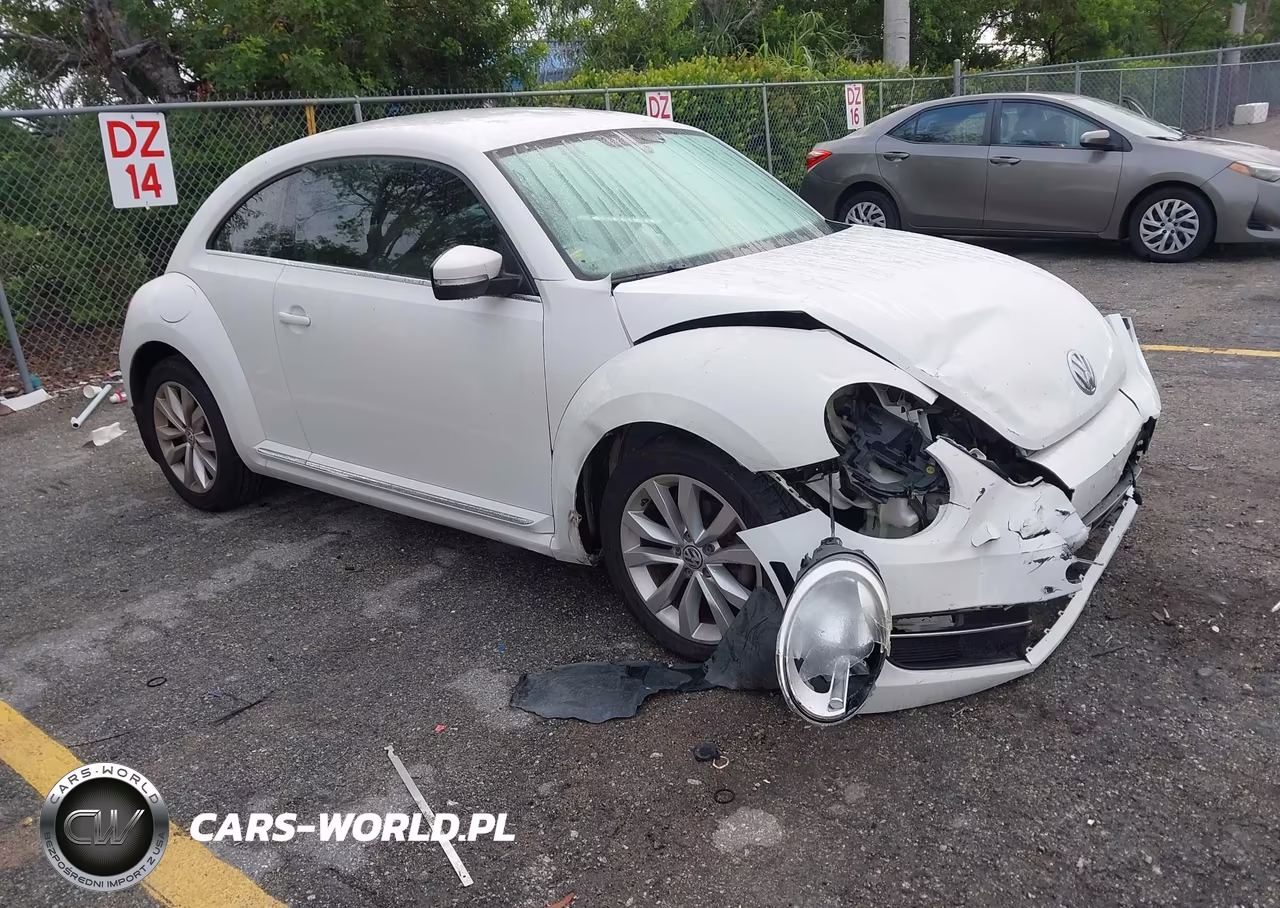 2014 Volkswagen Beetle 2.0L Tdi – zdjęcie 1 z 16