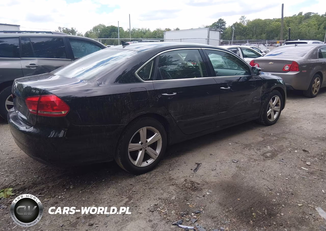 2014 Volkswagen Passat 1.8T Se VIN:1VWBT7A35EC088306 - 4