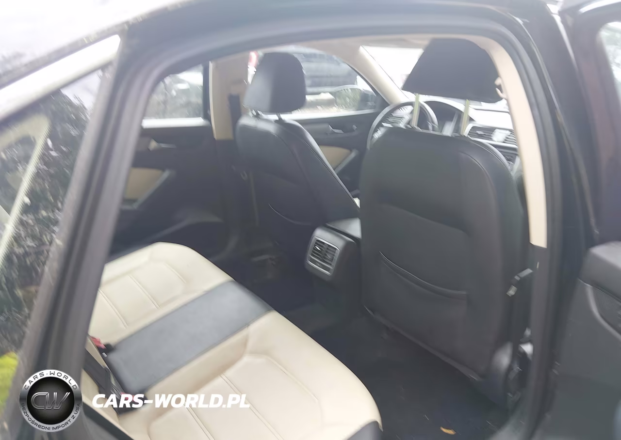 2014 Volkswagen Passat 1.8T Se VIN:1VWBT7A35EC088306 - 8