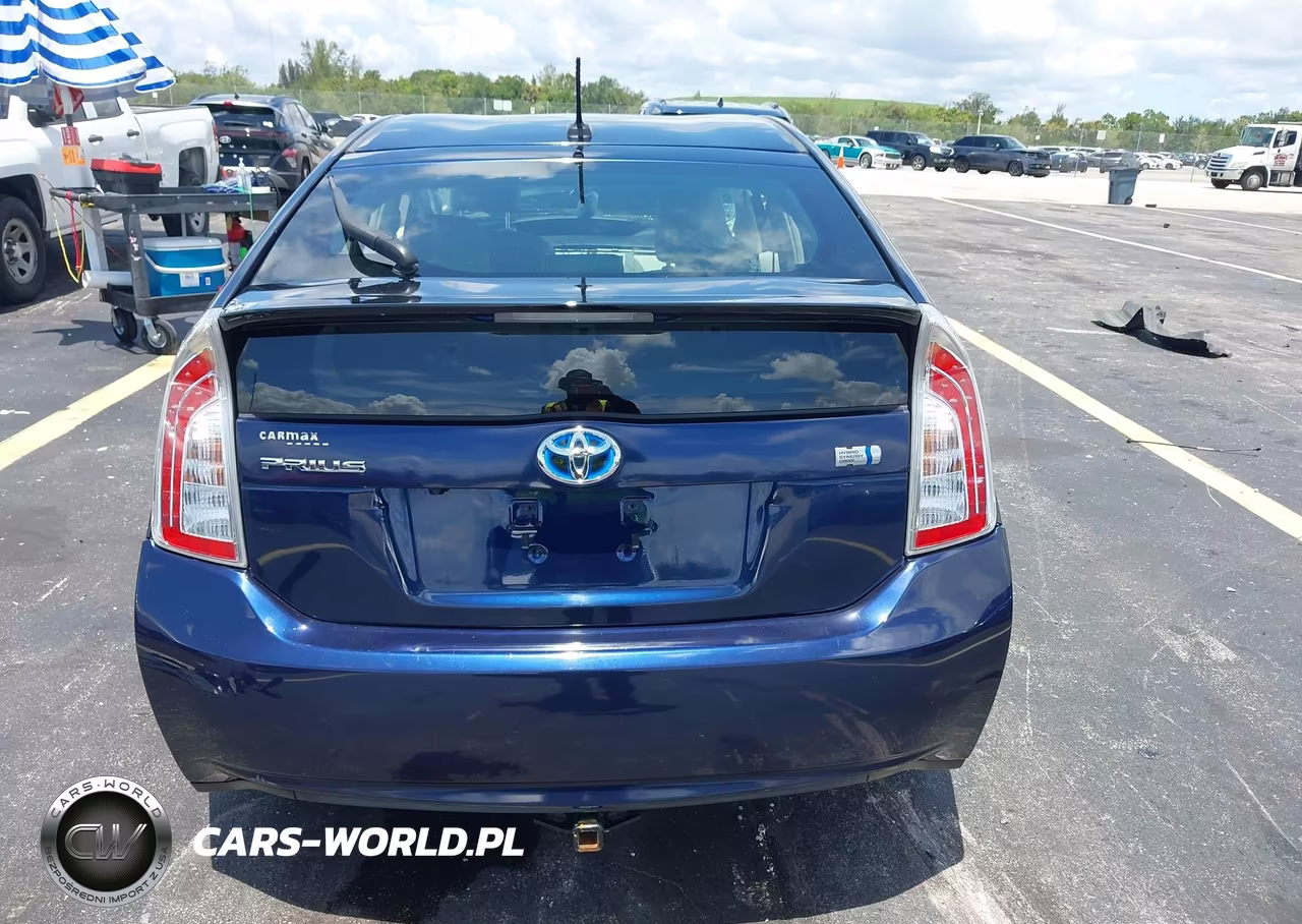 2015 Toyota Prius Four VIN:JTDKN3DU0F1905477 - 15