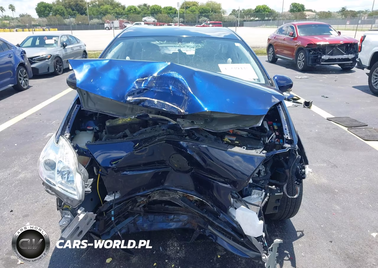 2015 Toyota Prius Four VIN:JTDKN3DU0F1905477 - 6