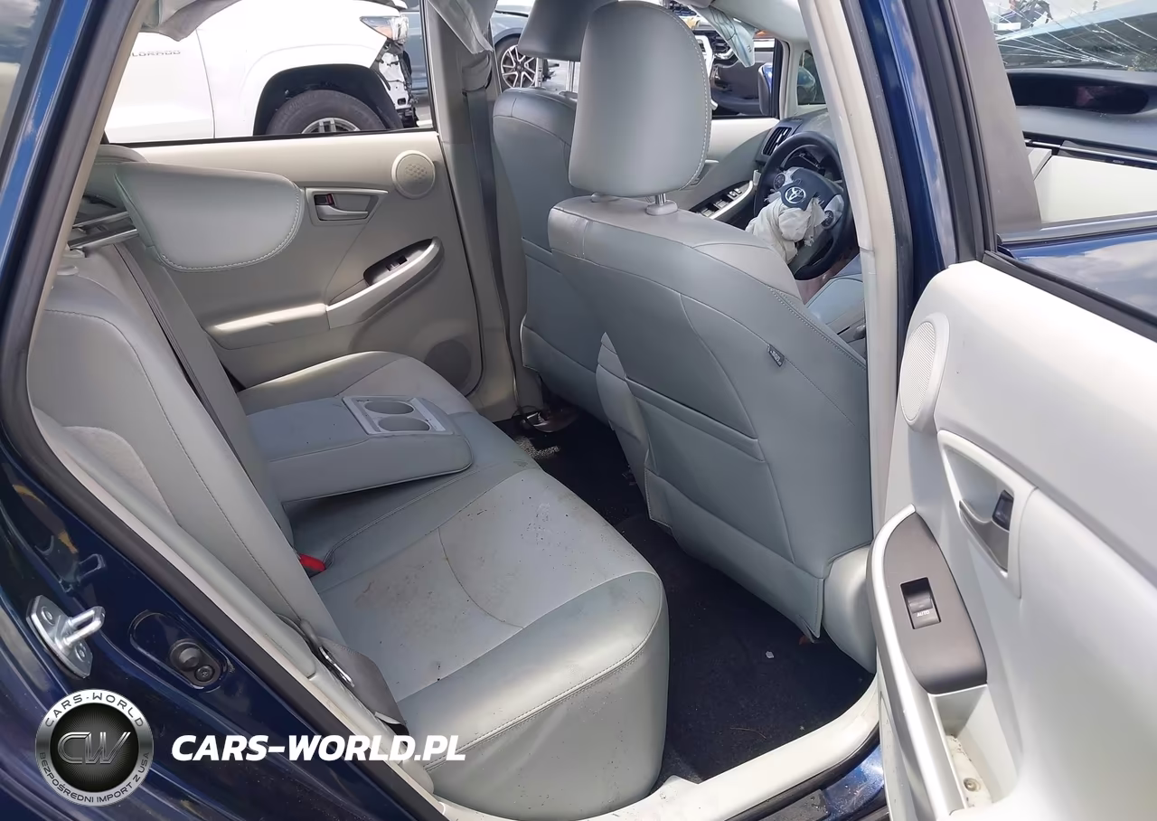 2015 Toyota Prius Four VIN:JTDKN3DU0F1905477 - 8
