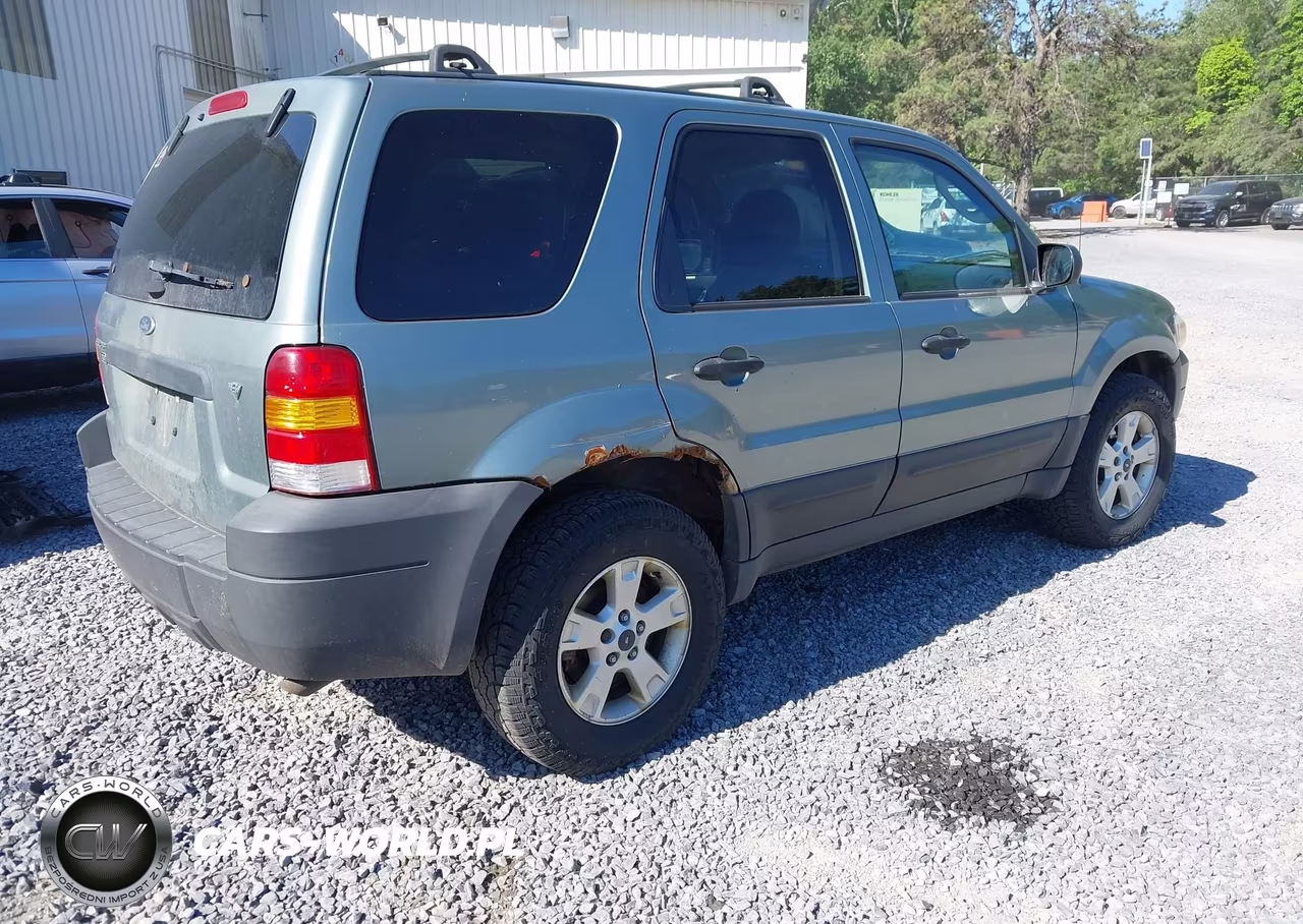 2005 Ford Escape Xlt VIN:1FMYU93135KB68884 - 4